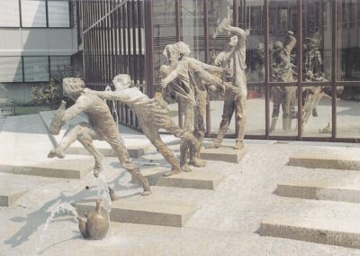 Seemann: Weinskandalbrunnen